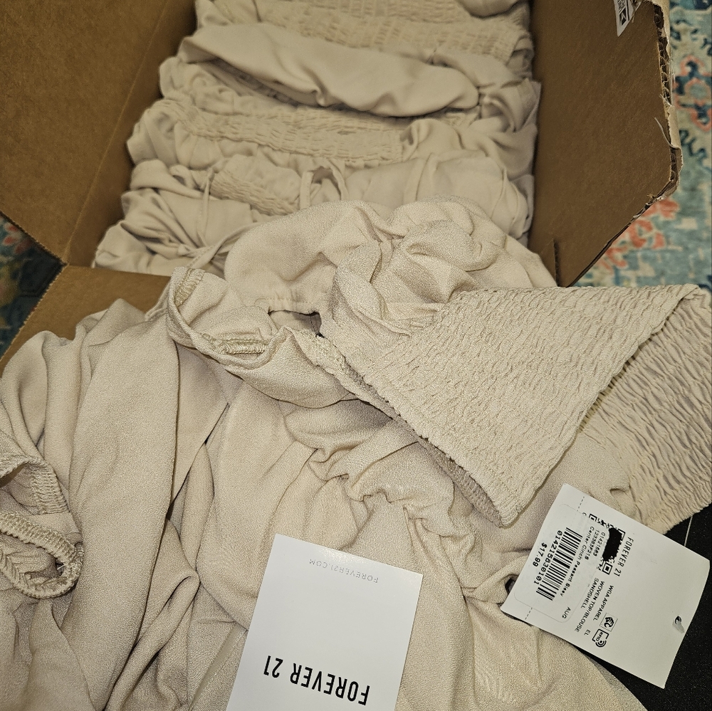Beige Forever 21 Smocked Crop Top - Size Small - Picture 5 of 5